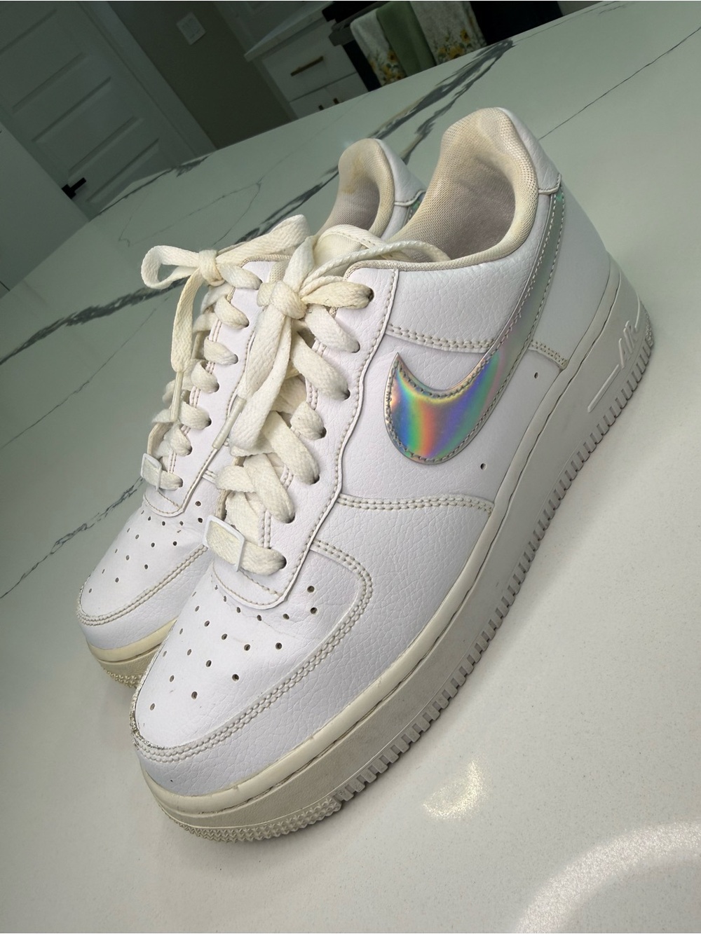 Nike Air Force 1 Low Iridescent Swoosh White Women's Size 7.5 CJ1646-100 AF1